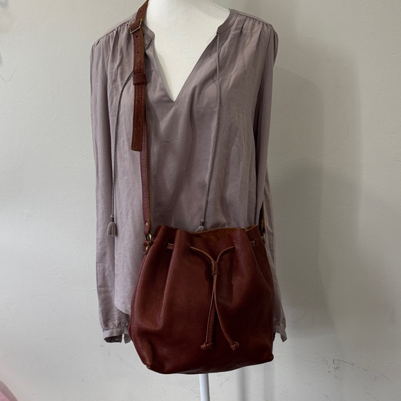 NWOT Portland Leather Large Rich Brown Bucket Bag